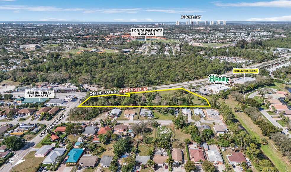 10531 Rosemary Dr, Bonita Springs, FL à vendre - Aérien - Image 2 de 5