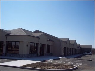 3703 SW Burlingame Rd, Topeka, KS à louer - Photo du bâtiment - Image 3 de 3