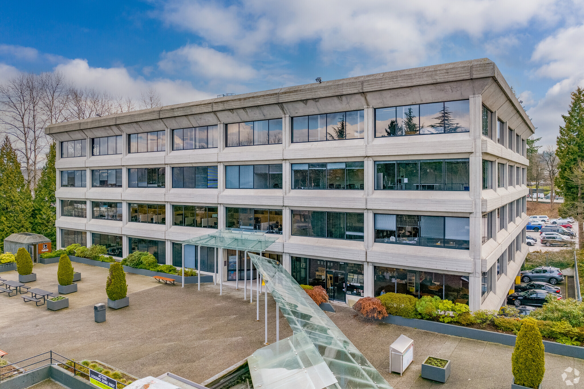 6400 Roberts St, Burnaby, BC for lease Building Photo- Image 1 of 8