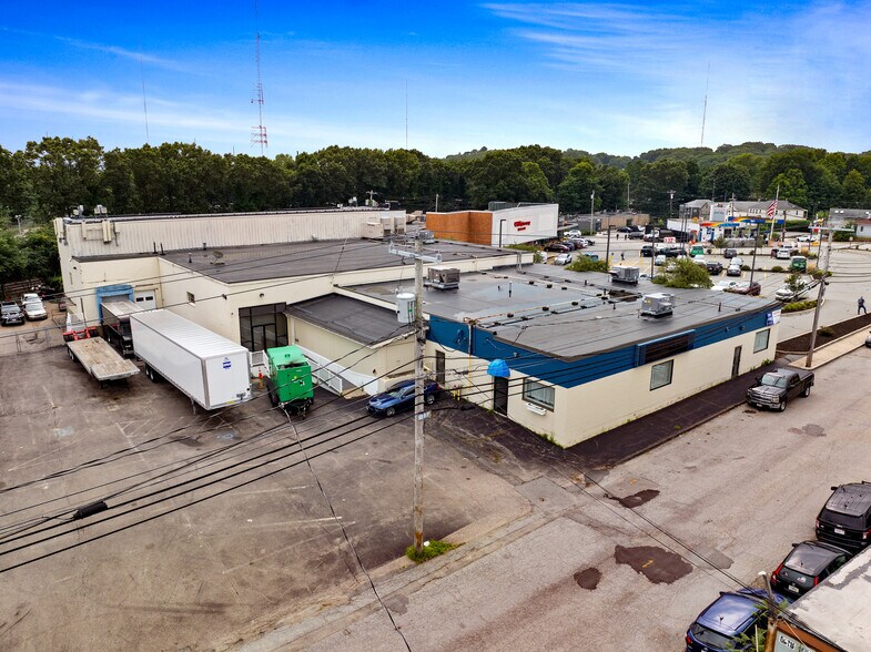 56 Ramsdell St, Newton, MA à louer - Photo du bâtiment - Image 3 de 17