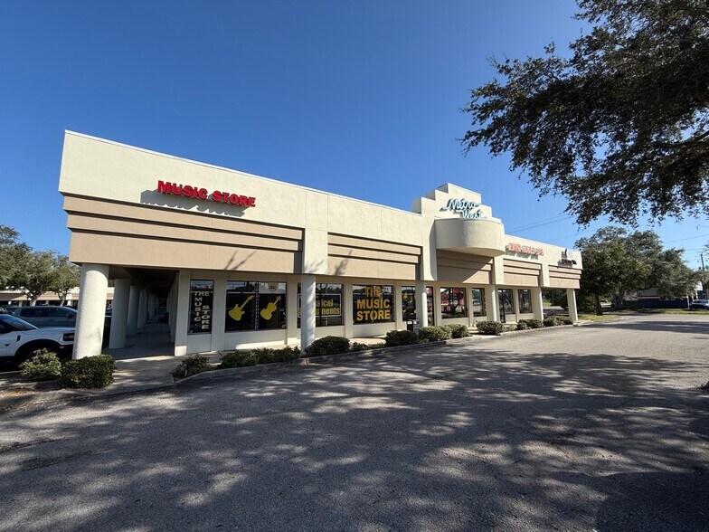 2994-3054 W New Haven Ave, Melbourne, FL à louer - Photo du bâtiment - Image 1 de 4