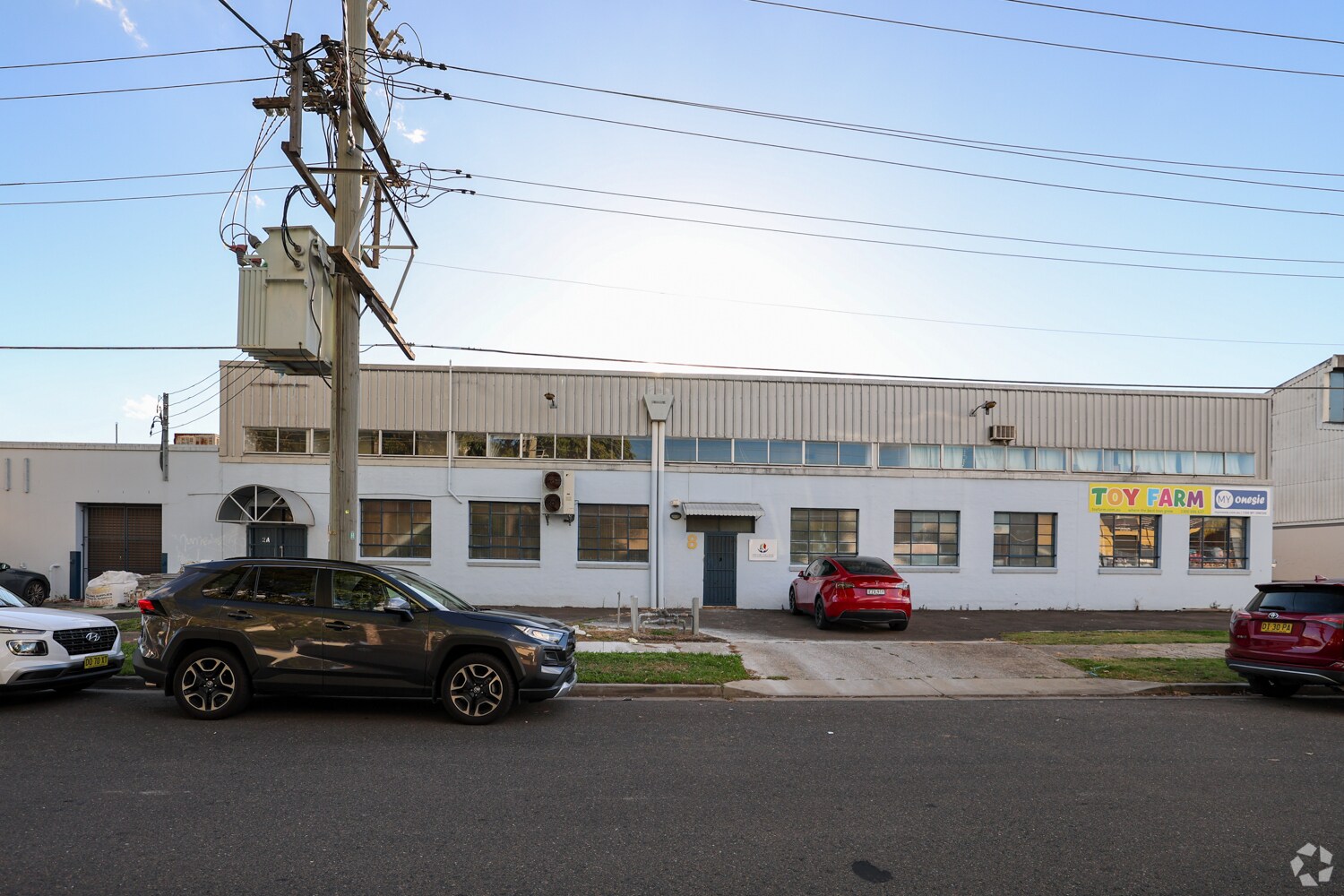 8-10 Kendall St, Clyde for lease Primary Photo- Image 1 of 7