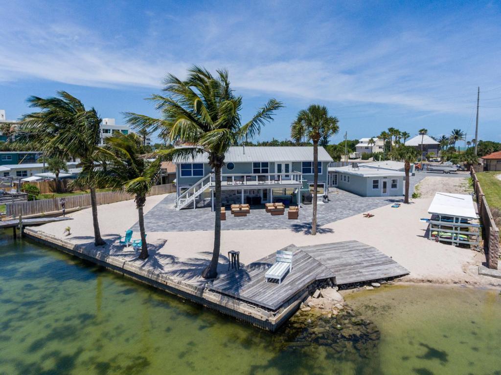 3590 S Atlantic Ave, Cocoa Beach, FL for sale Primary Photo- Image 1 of 11