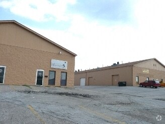1236-1248 Royal Dr, Papillion, NE à louer - Photo du bâtiment - Image 2 de 21