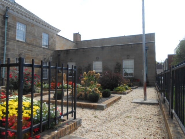 50-62 W Main St, Chillicothe, OH à louer - Photo du bâtiment - Image 2 de 12