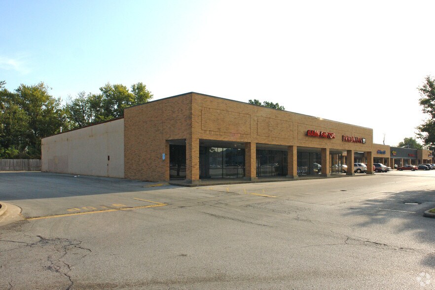 10309-10441 Dixie Hwy, Louisville, KY for lease - Building Photo - Image 2 of 10