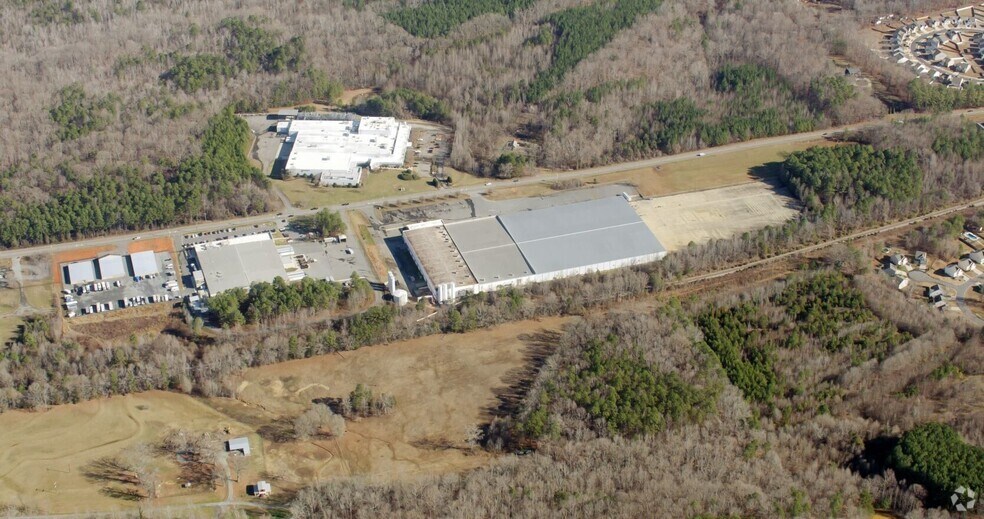 2369 Charles Raper Jonas Hwy, Stanley, NC à louer - Photo principale - Image 1 de 4