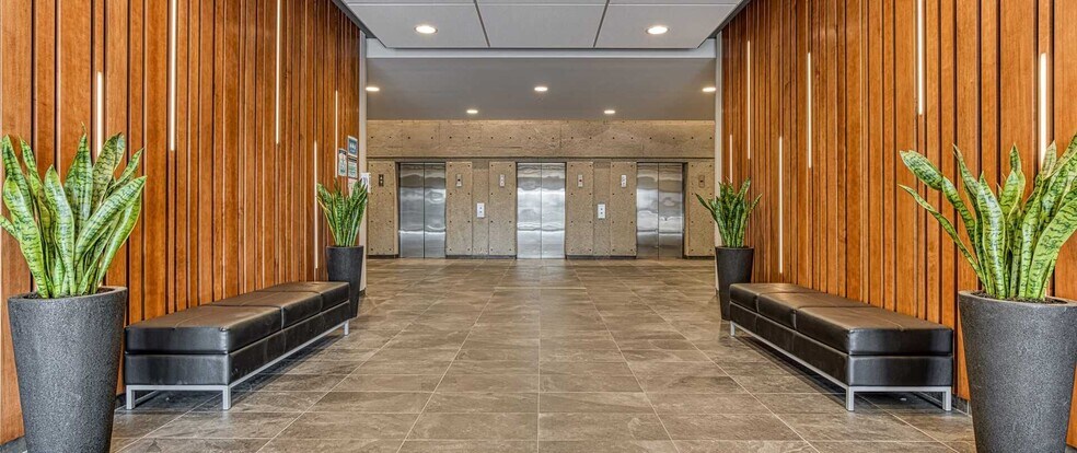 2954 Boul Laurier, Québec, QC for lease - Interior Photo - Image 2 of 7