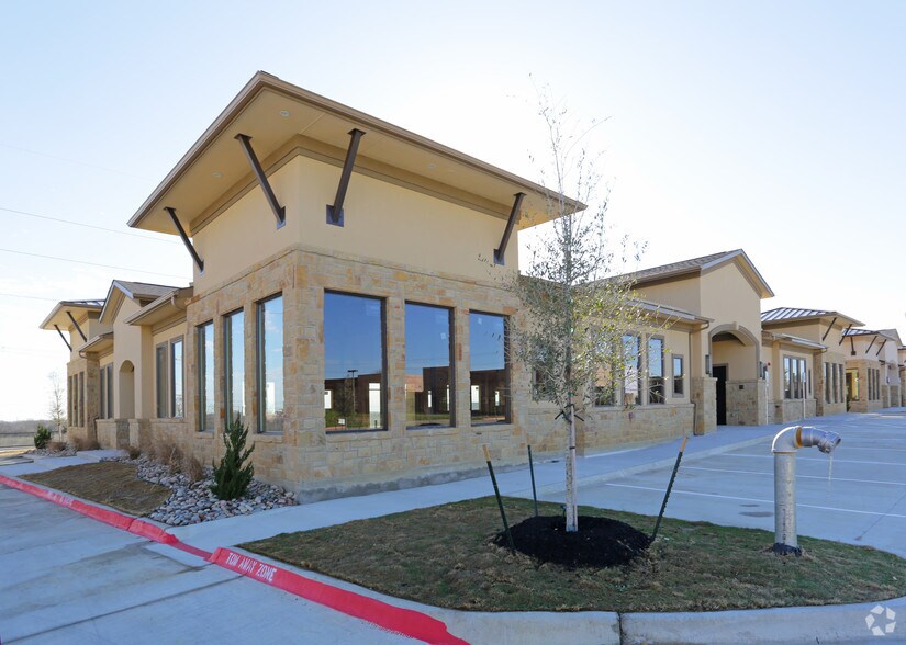 1040 Texan Trl, Grapevine, TX à louer - Photo du bâtiment - Image 2 de 9