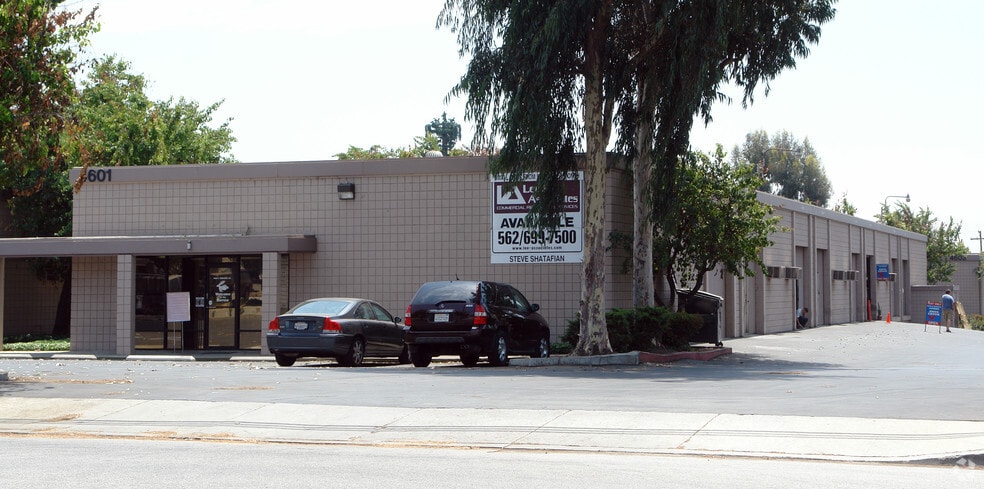 4601 Brooks St, Montclair, CA for sale - Building Photo - Image 2 of 11