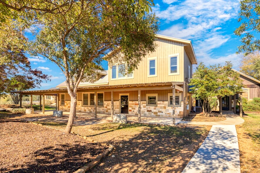 1420 River Rd, Boerne, TX à louer - Photo du bâtiment - Image 3 de 31