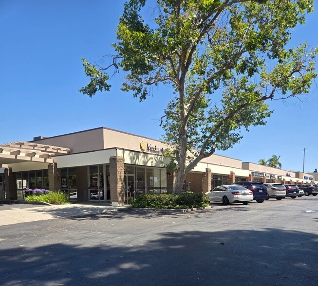 452-470 Arneill Rd, Camarillo, CA for lease - Building Photo - Image 1 of 4