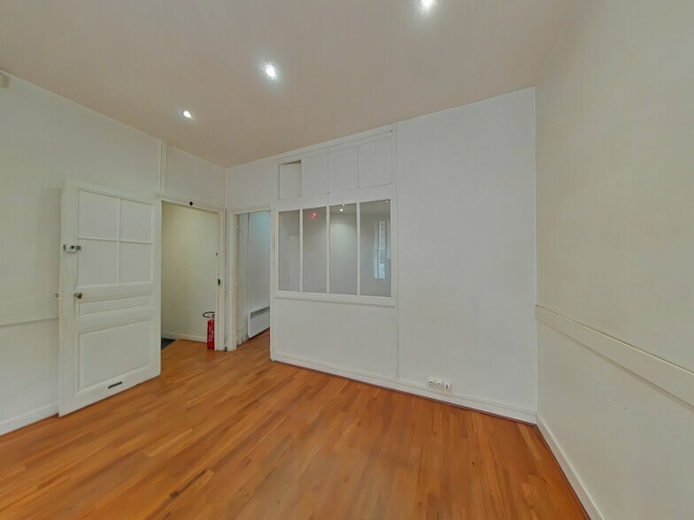 2 Bis Rue Tarbé, Paris for lease - Building Photo - Image 3 of 14