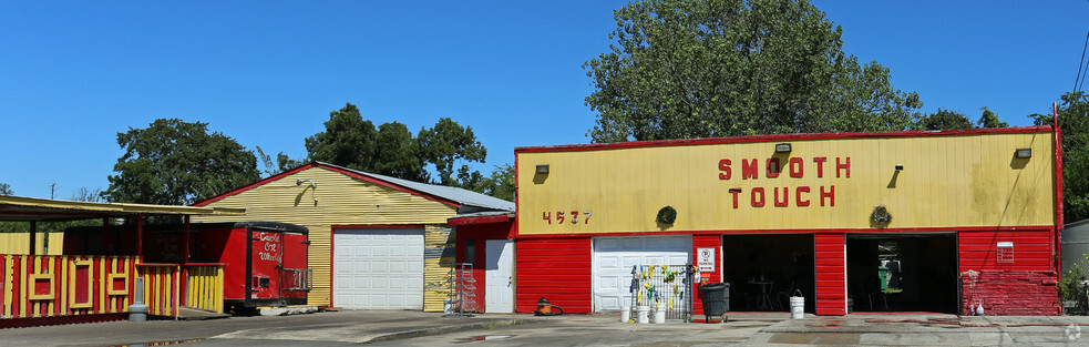 4537 Laura Koppe, Houston, TX à vendre - Photo principale - Image 1 de 2