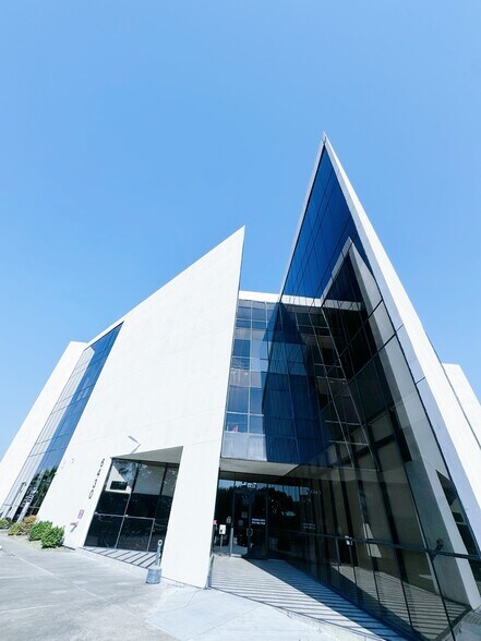 6430 Richmond Ave, Houston, TX à louer - Photo du bâtiment - Image 3 de 26