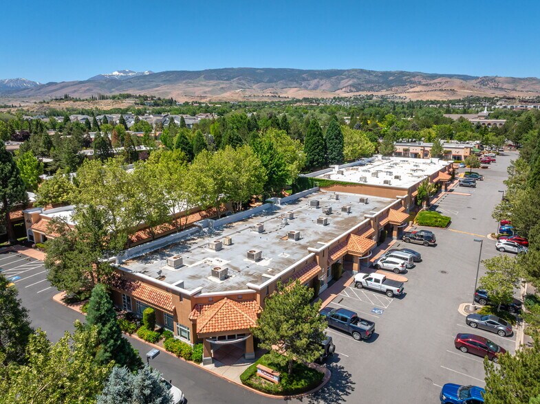 6502 S McCarran Blvd, Reno, NV à louer - Photo du bâtiment - Image 3 de 3