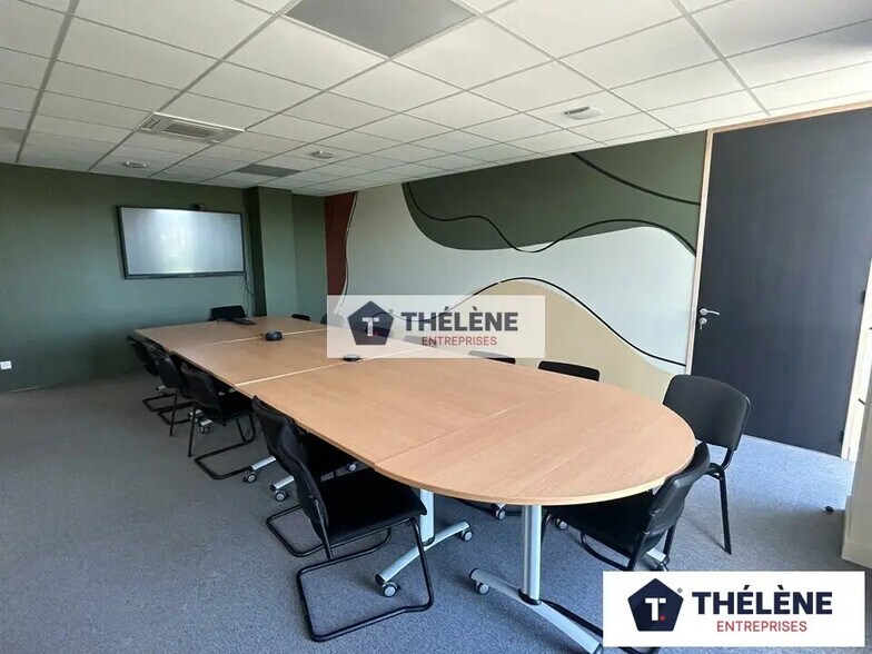 Office in Montpellier for sale - Primary Photo - Image 1 of 12