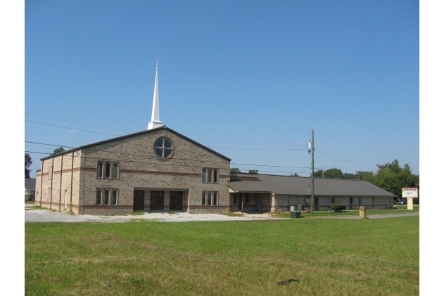 2704 30th Ave, Tuscaloosa, AL for sale Primary Photo- Image 1 of 5