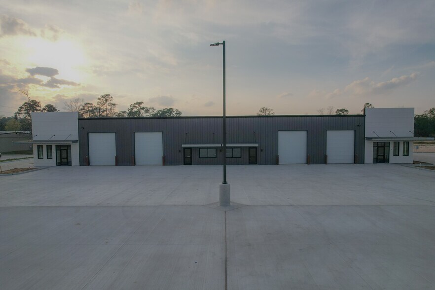 9200 Carraway Ln, Magnolia, TX à louer - Photo du bâtiment - Image 3 de 9