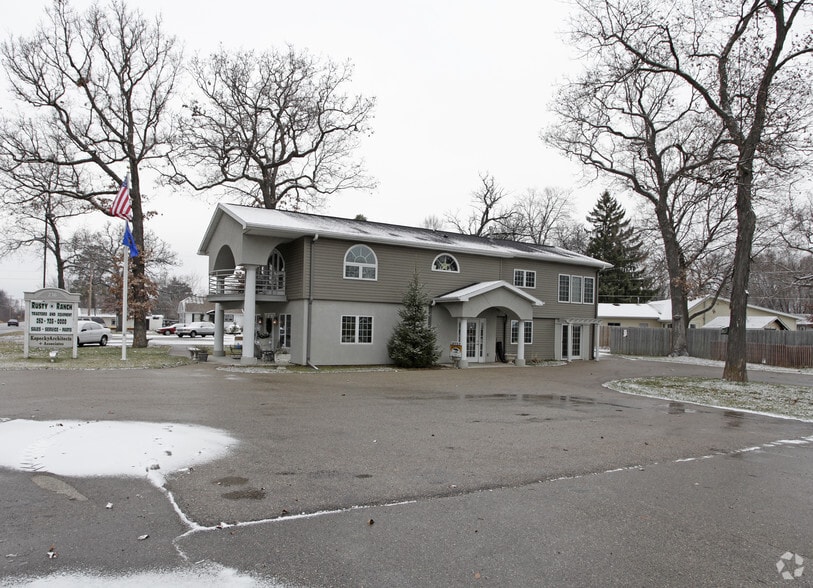 236 Highway 50, Delavan, WI for lease - Building Photo - Image 2 of 2