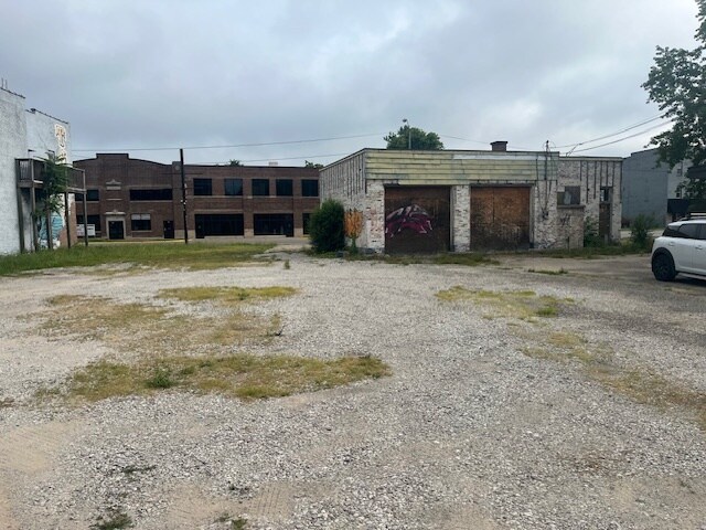 1517 Wabash ave, Terre Haute, IN for sale - Primary Photo - Image 1 of 11