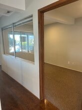 820 Manhattan Ave, Manhattan Beach, CA for lease Interior Photo- Image 1 of 6