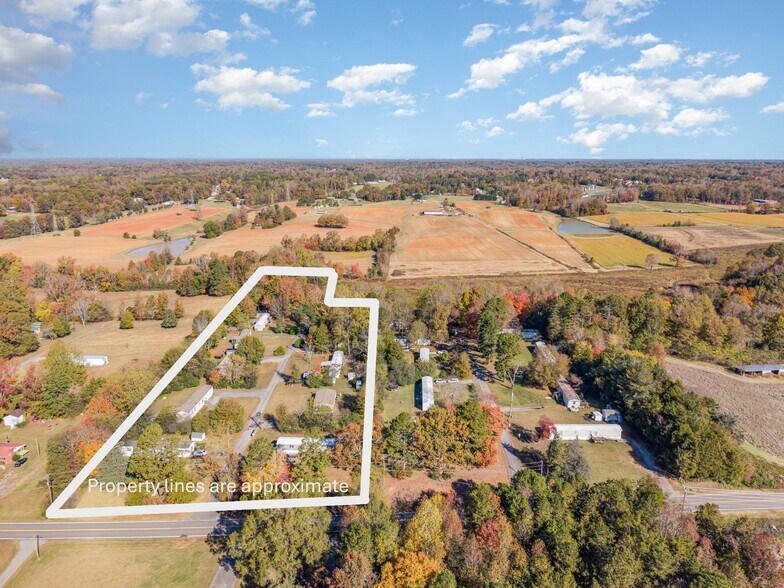 Red Tip Ln, Lexington, NC for sale - Primary Photo - Image 1 of 1