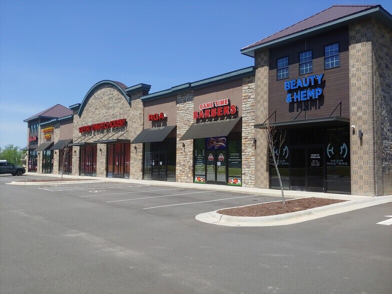 101-129 Great Ln, Raeford, NC à louer - Photo du bâtiment - Image 3 de 12