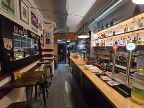 Commerce de détail dans Barcelone, Barcelona à louer Photo intérieure- Image 2 de 15