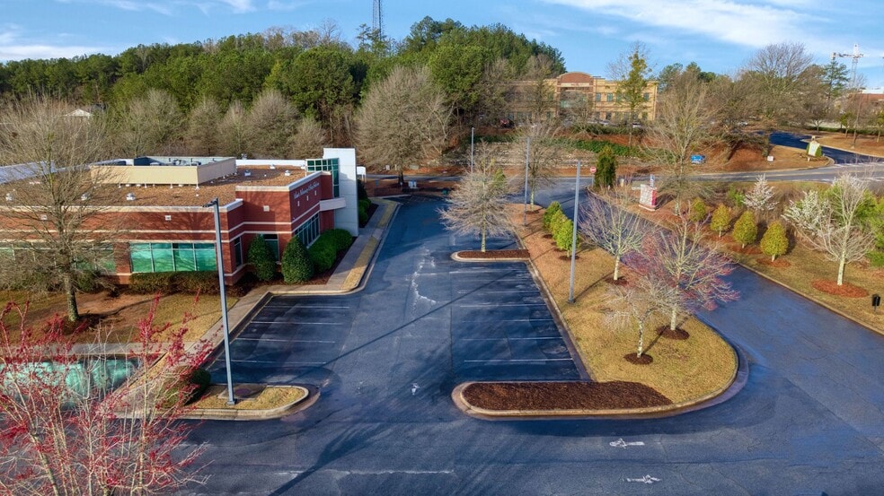 245 Village Center Pky, Stockbridge, GA for lease - Building Photo - Image 2 of 9