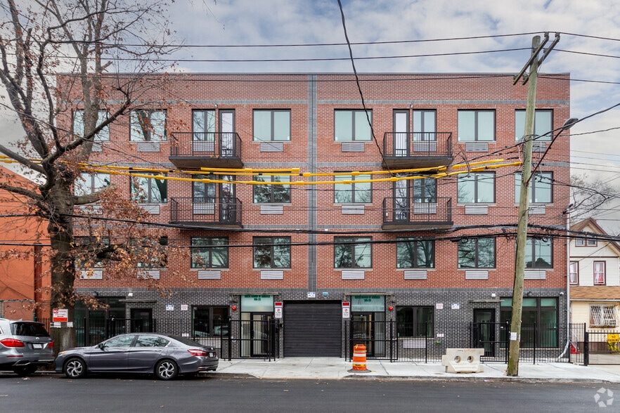 10625 Guy R Brewer Blvd, Jamaica, NY for lease - Building Photo - Image 1 of 16