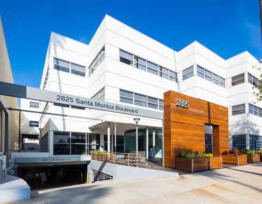 2825 Santa Monica Blvd, Santa Monica, CA à louer Photo du bâtiment- Image 1 de 7