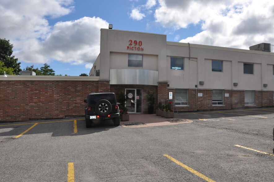 290 Picton Ave, Ottawa, ON for lease - Building Photo - Image 3 of 3