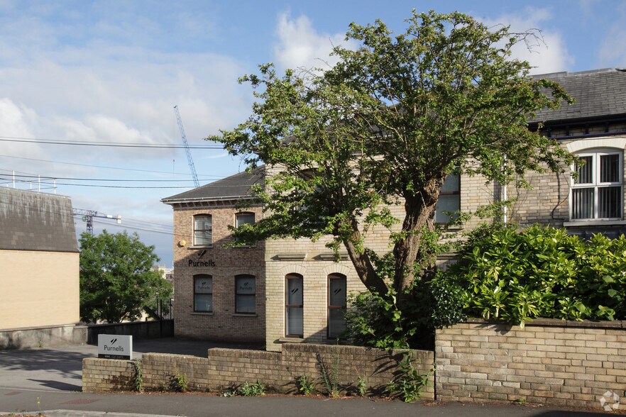 3 Gold Tops, Newport for lease - Building Photo - Image 2 of 8