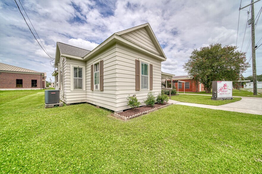 2813 45th St, Dickinson, TX à vendre - Photo du bâtiment - Image 3 de 21