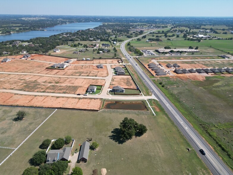 Loop 567 & Lipan Highway, Granbury, TX à vendre - Photo du bâtiment - Image 3 de 6