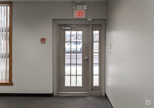 2425 N Meridian St, Indianapolis, IN for lease Interior Photo- Image 2 of 16