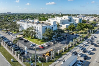 Plus de détails pour 5601 N Dixie Hwy, Oakland Park, FL - Bureau/Médical, Médical à louer