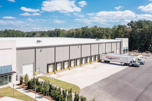 9581 Palmetto Commerce, Ladson, SC à louer - Photo du bâtiment - Image 3 de 6