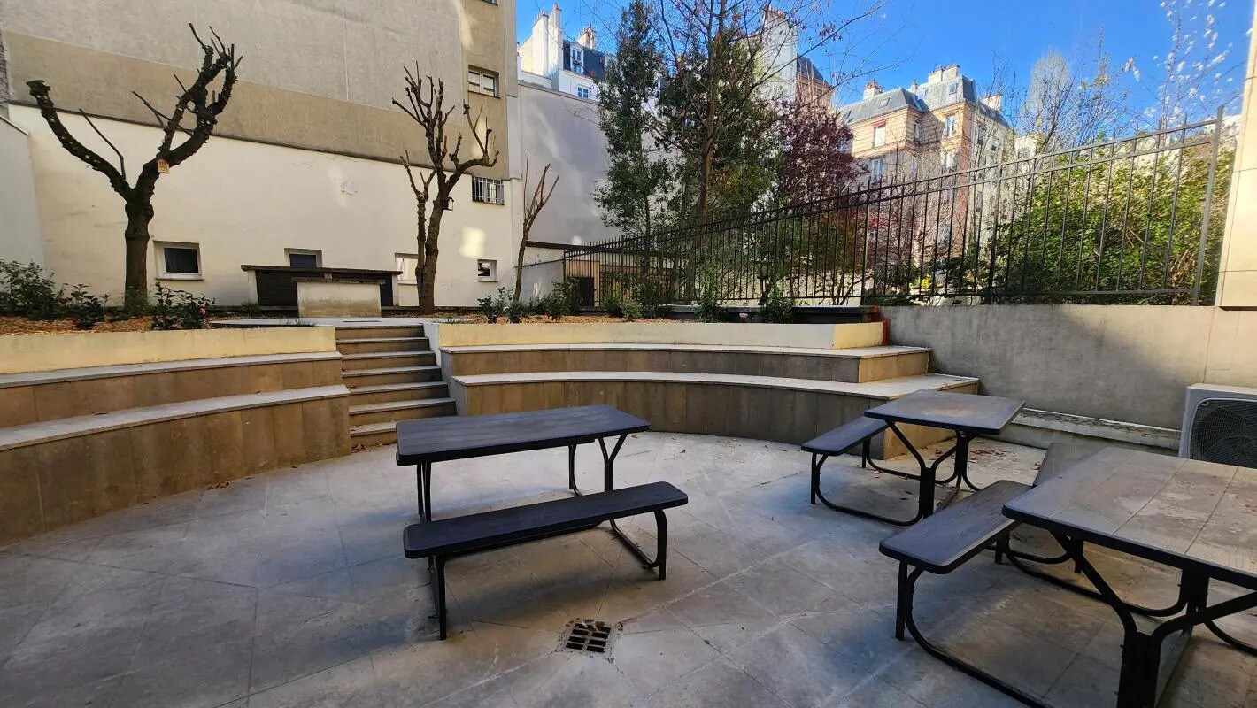 Bureau dans Neuilly-sur-Seine à louer Photo du bâtiment- Image 1 de 9