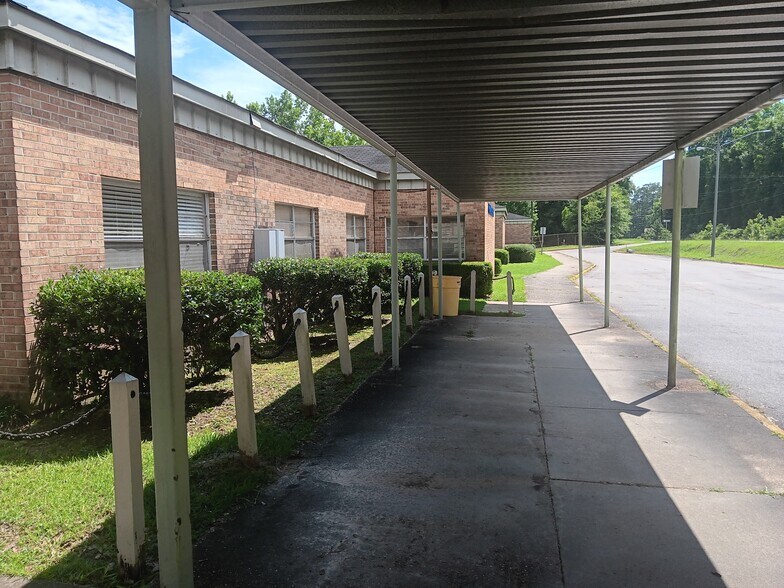 3500 McInnis Rd, Montgomery, AL à vendre - Photo du bâtiment - Image 3 de 4