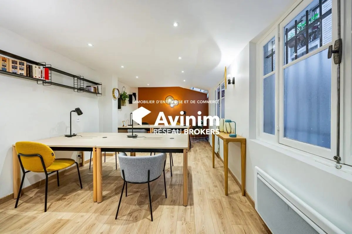 Commerce de détail dans Paris à louer Photo intérieure- Image 1 de 6