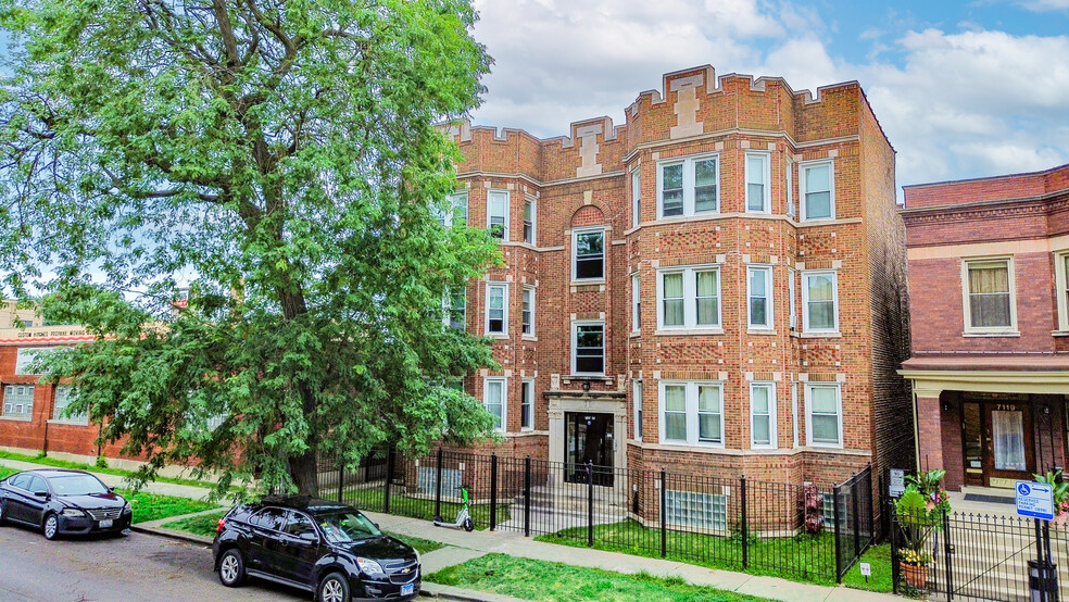 7115 S Cornell Ave, Chicago, IL for sale - Primary Photo - Image 1 of 1