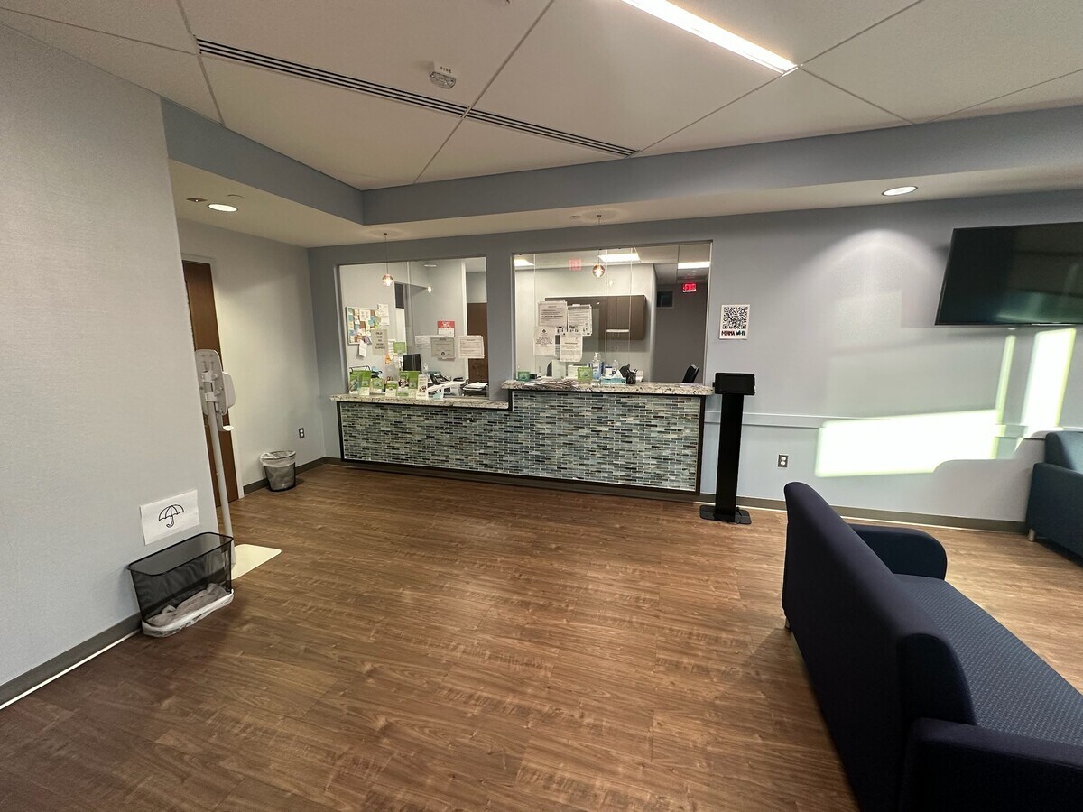 24430 Stone Springs Blvd, Dulles, VA 20166 - Unité 375 - - Photo intérieure - Image 1 of 11