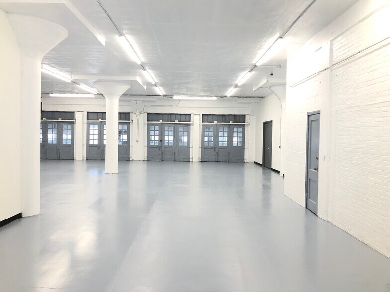 1500 Clinton St, Buffalo, NY à louer - Photo intérieure - Image 3 de 21