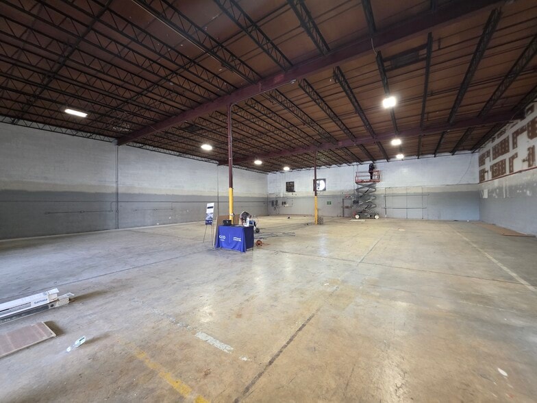 503-553 W Grant St, Orlando, FL for lease - Building Photo - Image 3 of 12