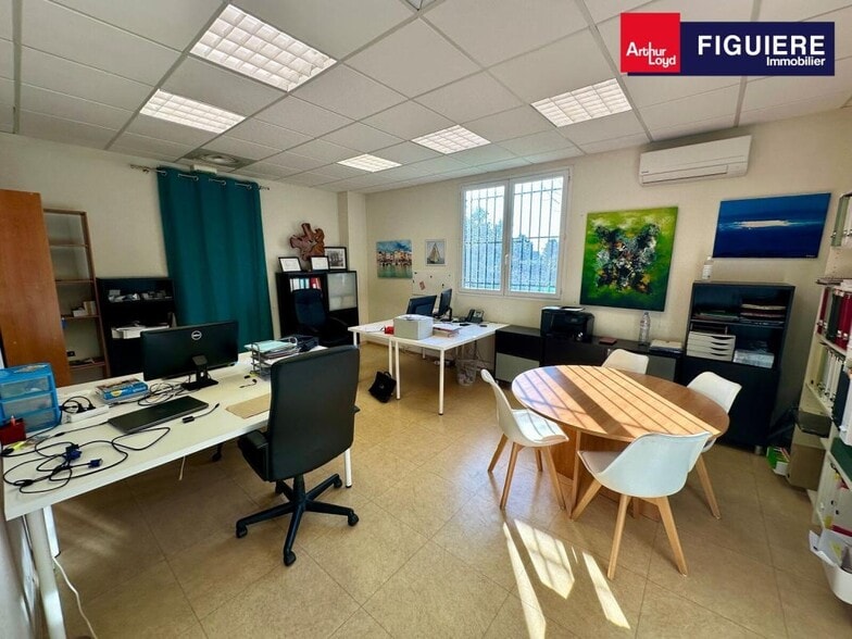 801 Avenue De L'Europe, Saint-Cannat for lease - Interior Photo - Image 1 of 9