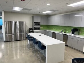 2849 Paces Ferry Rd SE, Atlanta, GA for lease Interior Photo- Image 1 of 5