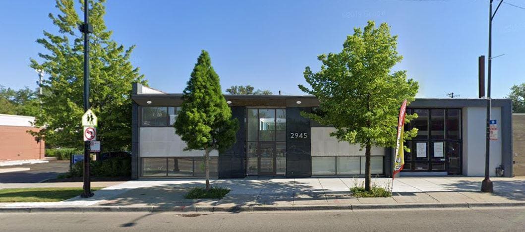 2945 W Peterson Ave, Chicago, IL for lease Primary Photo- Image 1 of 71