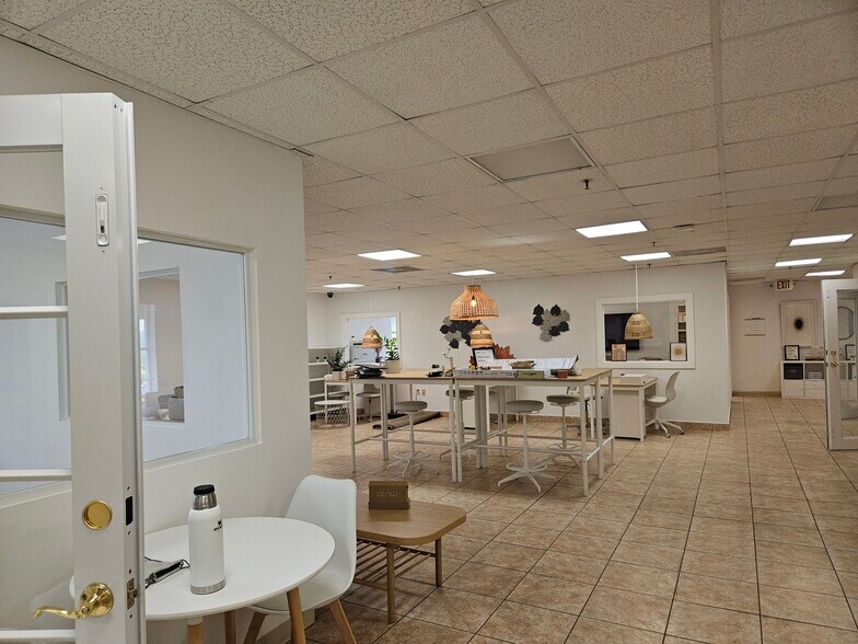 3511 NW 113th Ct, Miami, FL à louer - Photo intérieure - Image 3 de 3